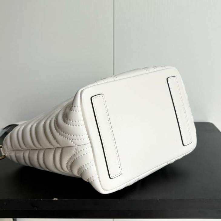 Picture of Gucci Handbags _SKUfw212202258fw